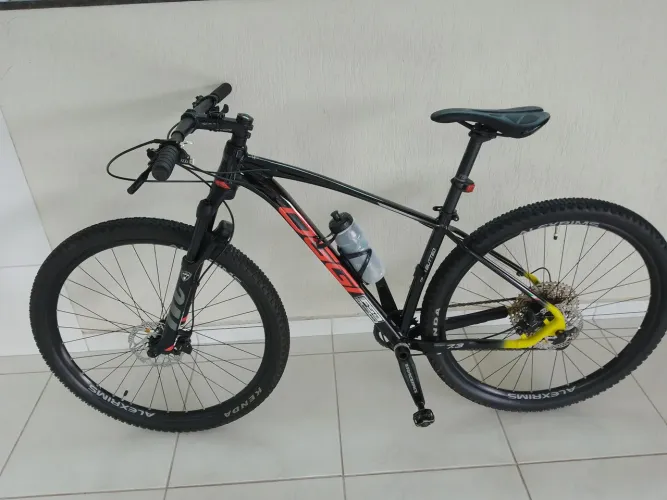 Bicicleta Oggi 7.3 2023 zera