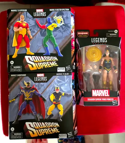 Marvel Legends Squadron Supreme completo- Figuras de Ação