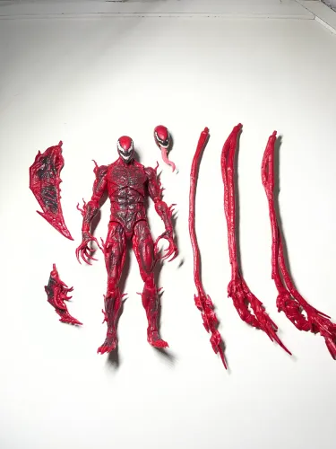 Venom: Let There Be Carnage Marvel Legends Deluxe Marvel's Carnage Action Figure