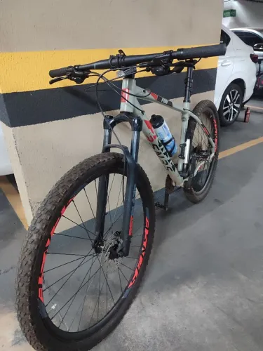 Bicicleta Sense Fun Evo Aro 29 - Perfeita para Trilhas e Cidades!