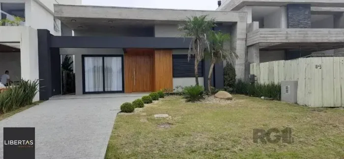 Casa de Condomínio em Rainha do Mar