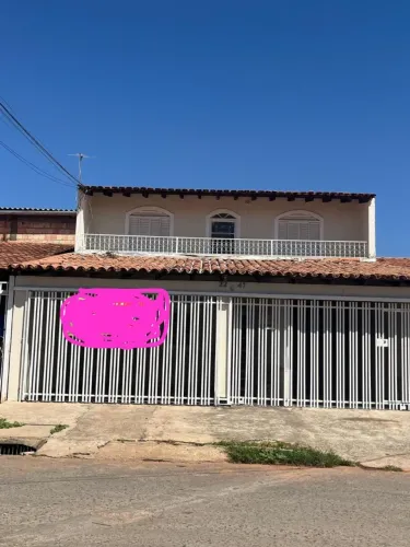VENDO CASA NA QNN 22 - EXCELENTE OPORTUNIDADE PARA RENDA
