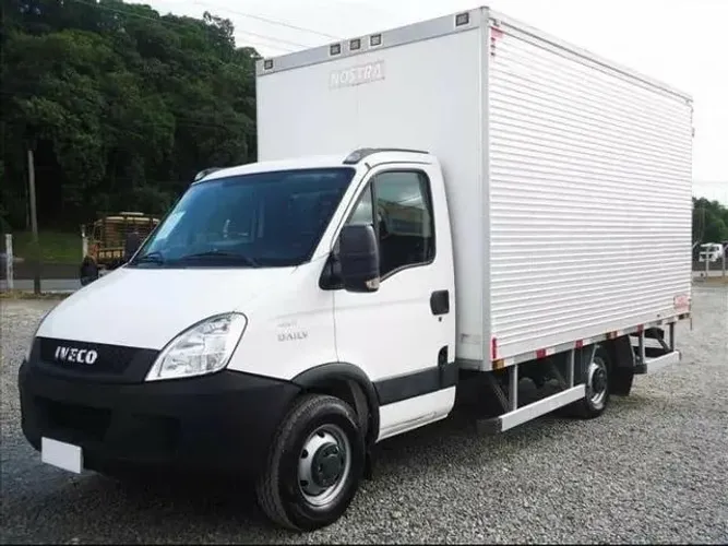 Iveco Daily Bau 2017 (Transferência de divida)