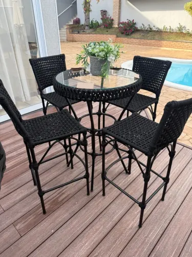 Conjunto de Mesa de Jantar com 4 Cadeiras - Preto
