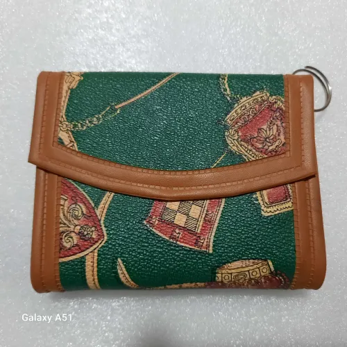 Carteira Feminina Vintage Star Brand estampada, couro Ecológico. Nova sem uso. 