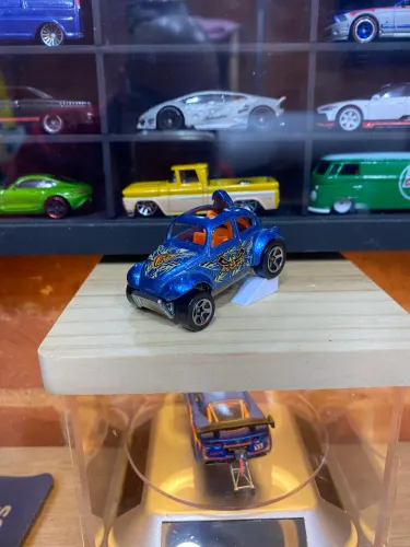 Hotwheels Fusca Baja - Buggin? Out Series Baja Bug