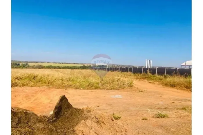 ¨Lote Estratégico á Venda na Frente da BR-364- Oportunidade Imperdível para Investidores ¨