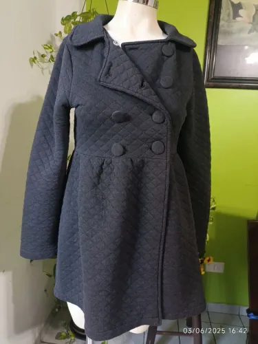 Casaco Hering Feminino em Metalassê - Tamanho M.
