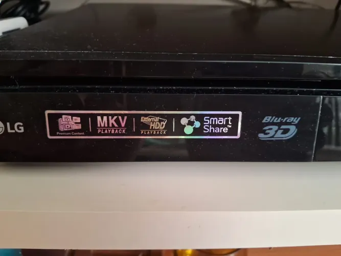 Home Theater LG Blu-ray 3D Player