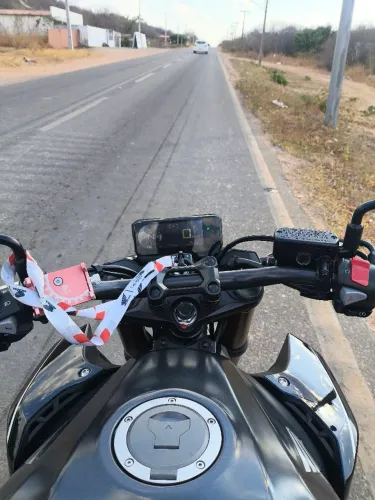 Moto em estado de zero sem marcas de uso de uma olhada e se impressione ?