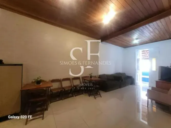Rio Comprido - Avenida Paulo de Frontin - Casa de Vila sala dois ambientes, 7 quartos, 2 v