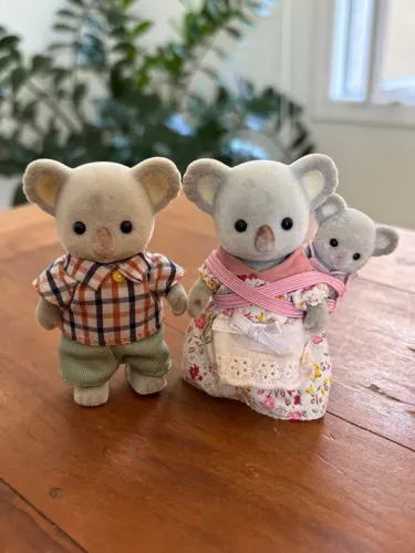 Sylvanian Families - Família de Coalas