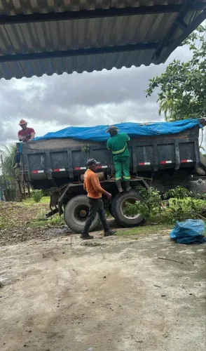 Disk já retirada de entulho( com ou sem ajudante)