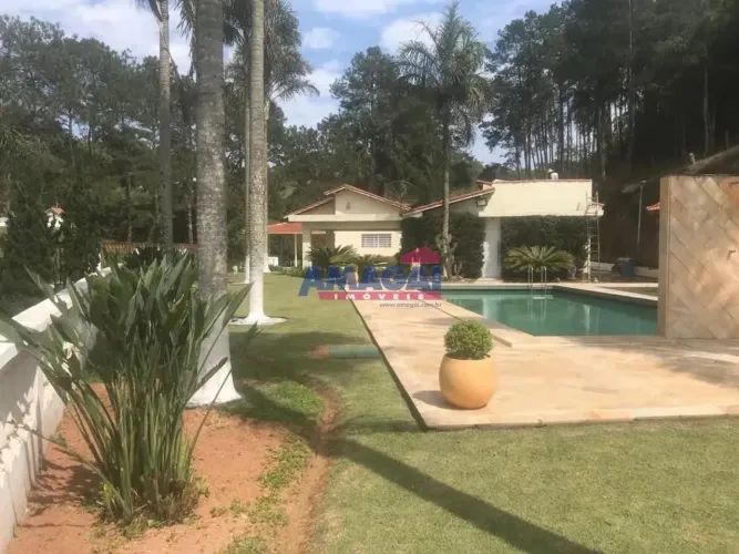 Chacara em Santa Isabel, no bairro Cachoeira, à venda.