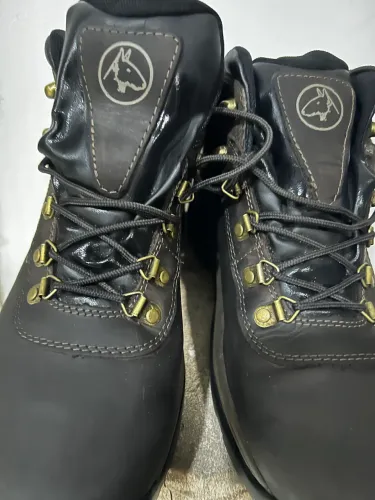 Bota cano curto