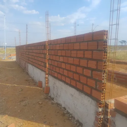 Pedreiro empreitada e diária trabalho com qualquer serviço dê obras solda estrutura 