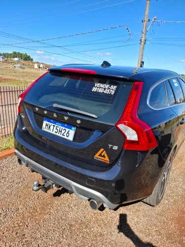 Volvo V60 T-5 R-desing 2.0 5P 2013