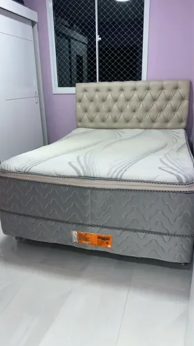 Cama de mola casal + cabeceira 450$ 