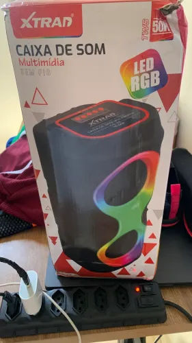Caixa de som 50wats com led rgb