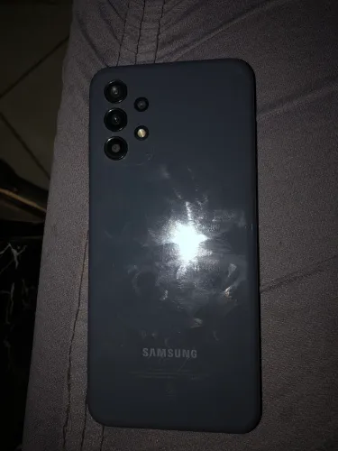 A13 128 Gb com toque fantasma, mas da pra usar normalmente