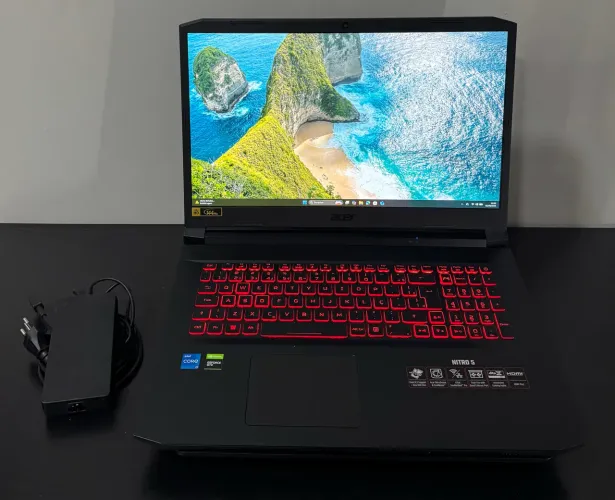 Acer Nitro 5 - 17 pol. - i5-11400H - 16GB RAM - 512GB