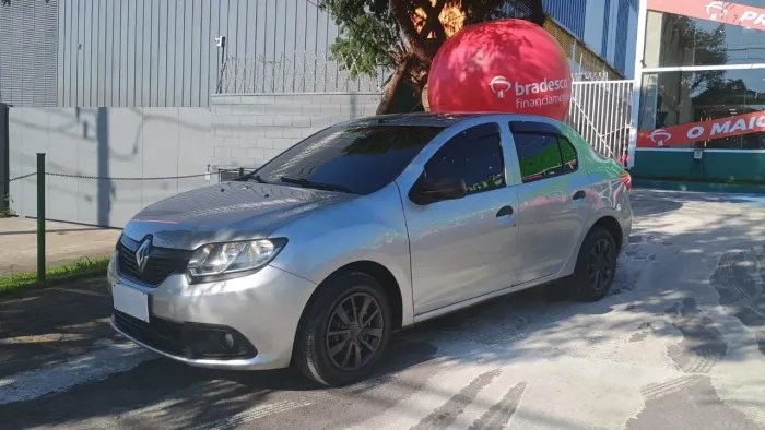 Renault Logan Authentique Hi-flex 1.0 16V 4P 2015