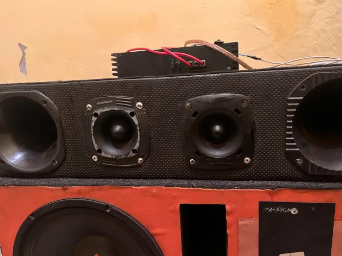 Preço a se combinar!! Pego algo em troca