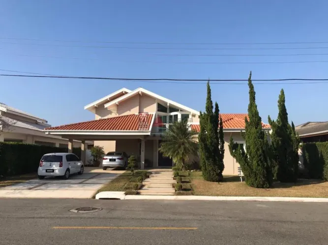 Casa Condomínio em Pindamonhangaba