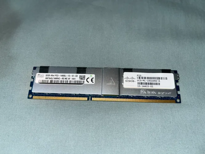 Memória Servidor 32GB SK Hynix DDR3 LRDIMM PC3-14900L Cisco