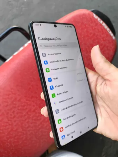 POCO X6 PRO 512GBS EXCELENTE ESTADO DE CONSERVAÇÃO!