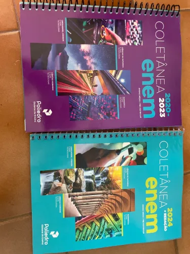 Livros cursinho poliedro, enem e Fuvest Goiânia