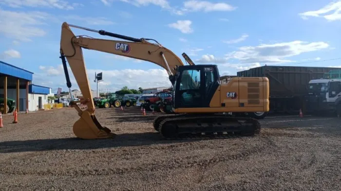 ESCAVADEIRA HIDRAULICA DE ESTEIRA CAT 320GC 20,3T