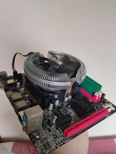 Kit H61+i5 2500+8Gb ram+cpu cooler