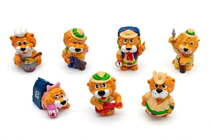 Ferrero Leo Venturas Kinder Ovo Com 7 Bonecos (Usado)