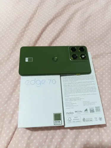 Vendo/Troco Edge 70 256agab 1mes de uso
