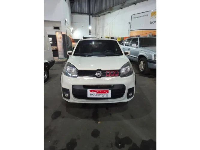 Fiat Uno WAY 1.4 EVO Dualogic Flex 8V 5P 2015
