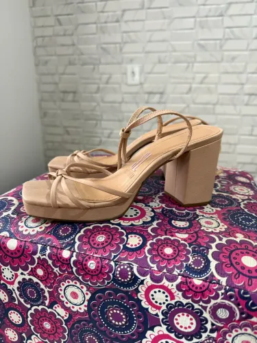 Sandália Santa Lolla n 36