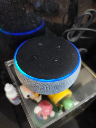 Echo dot Alexa Amazon novíssima