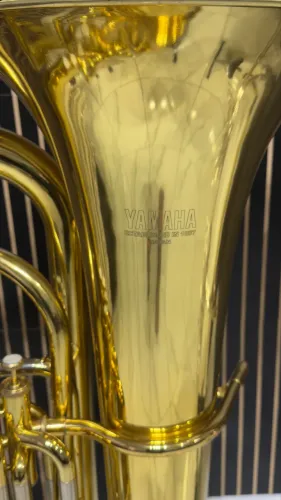 Tuba yamaha 321