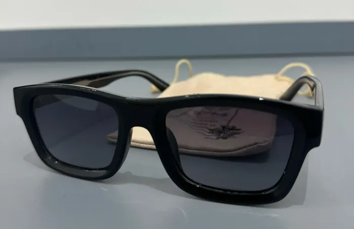 Sun glasses