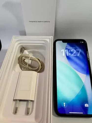 IPHONE 11 - 128 GB Black - Excelente estado.