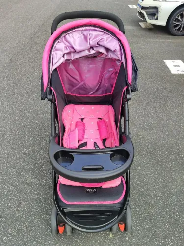 Carrinho de Bebê Cosco Rosa - Semi Novo, Completo e Conservado