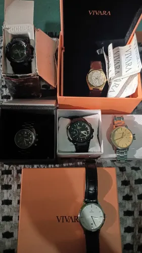 Vendo coleção de relógio por 2,800