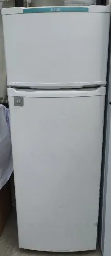 Vendo geladeira Frost Free Consul 110v 