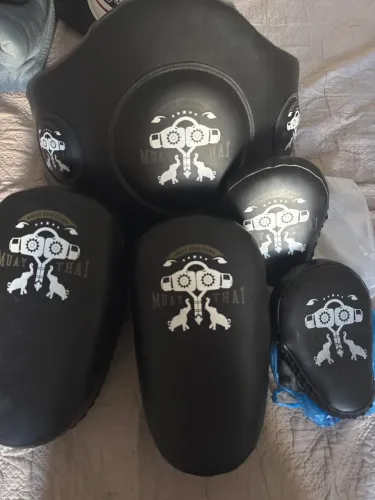 Kit de aparador + manopla + cinto para treino de luta!