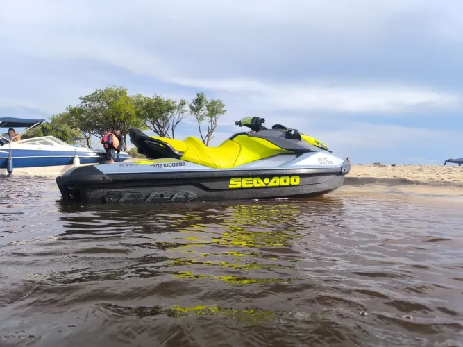 Jet ski Sea Doo GTI 170 SE 3 lugares, ano 2021, com 57 horas.