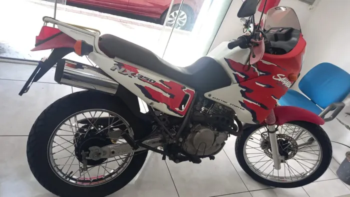 Honda NX350 SAHARA