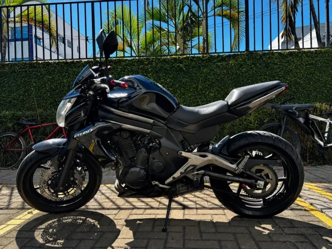 Kawasaki ER-6N