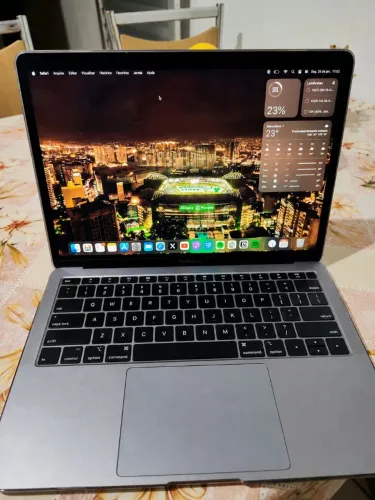 MacBook Air