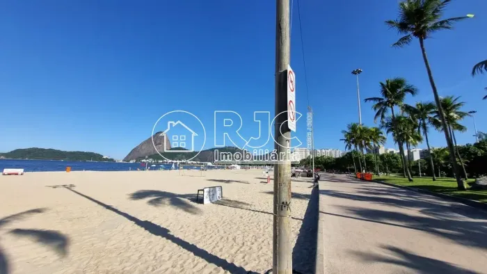 Imóvel para venda possui 29 metros quadrados com 1 quarto em Flamengo - Rio de Janeiro - R